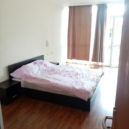 крум Apartmán Nesebar